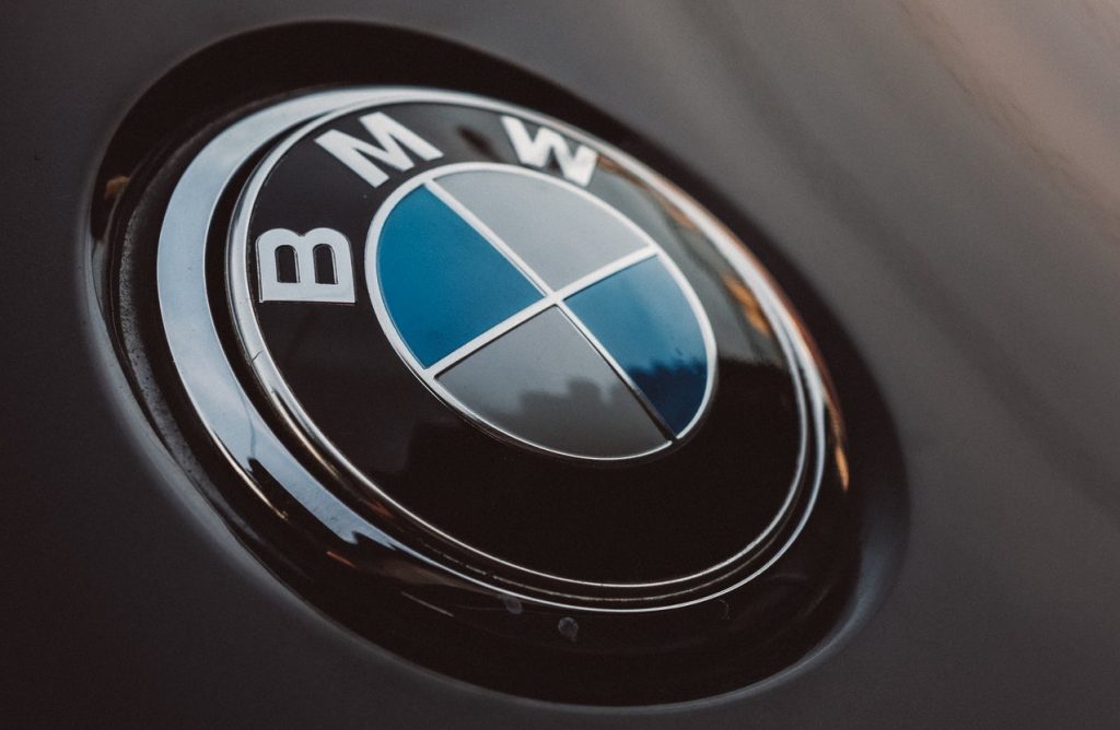 What is Geofencing, and How Can It Be Used in Location-Based Marketing? 6 BMW